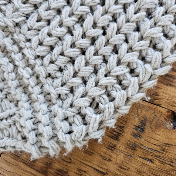 VICI Gorgeous Gray Thick Knit Cardigan Sweater Size M/L - Picture 10 of 13